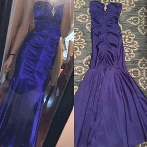 XSCAPE GOWN LIKE NEW